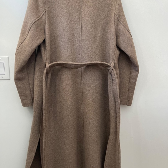 Abercrombie & Fitch Women's Wool-Blend Belted Dad Coat - Picture 7 of 7